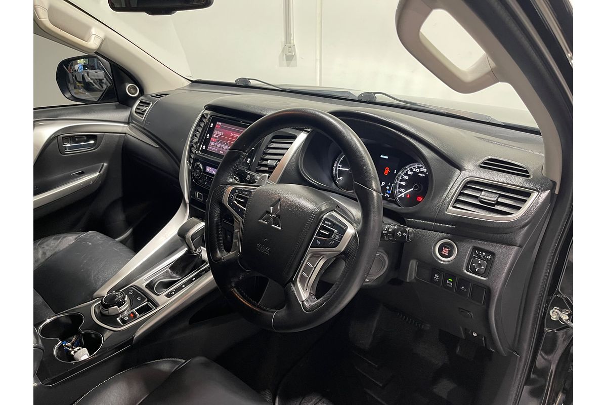 2016 Mitsubishi Pajero Sport Exceed QE