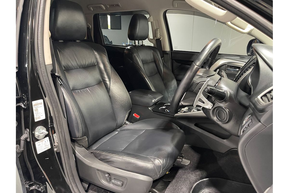 2016 Mitsubishi Pajero Sport Exceed QE