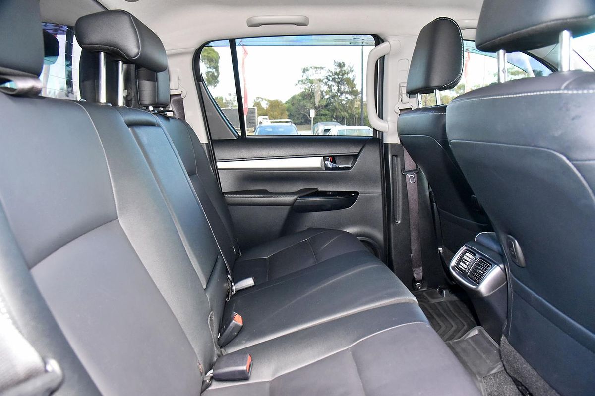 2023 Toyota Hilux SR5 GUN126R 4X4