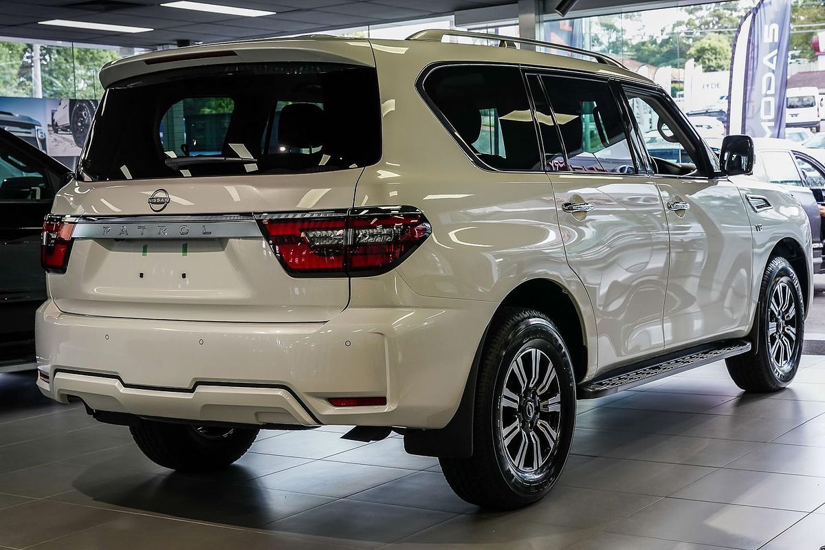 2025 Nissan Patrol Ti-L Y62