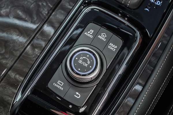 2025 Nissan Patrol Ti-L Y62