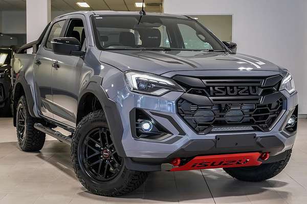 2025 Isuzu D-MAX BLADE 4X4