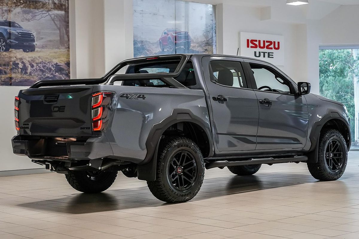 2025 Isuzu D-MAX BLADE 4X4