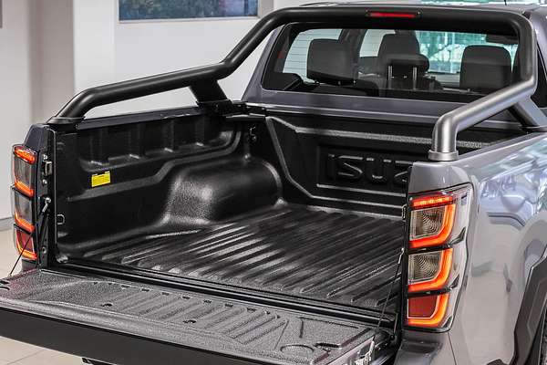2025 Isuzu D-MAX BLADE 4X4