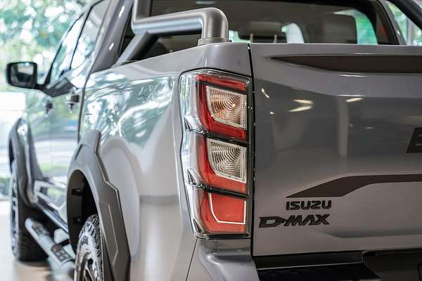 2025 Isuzu D-MAX BLADE 4X4