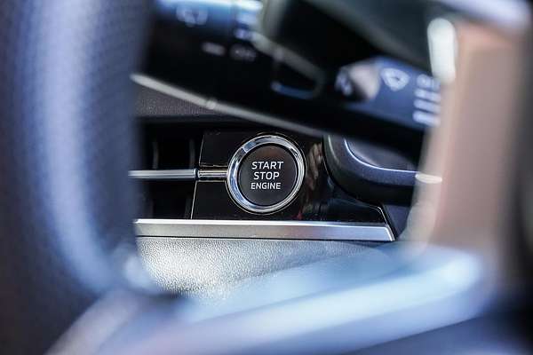 2024 Mitsubishi Outlander ES ZM