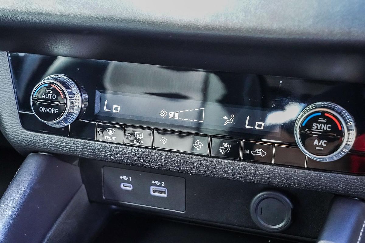 2024 Mitsubishi Outlander ES ZM