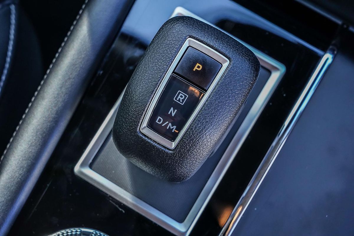2024 Mitsubishi Outlander ES ZM