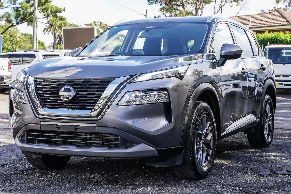 2024 Nissan X-TRAIL ST T33