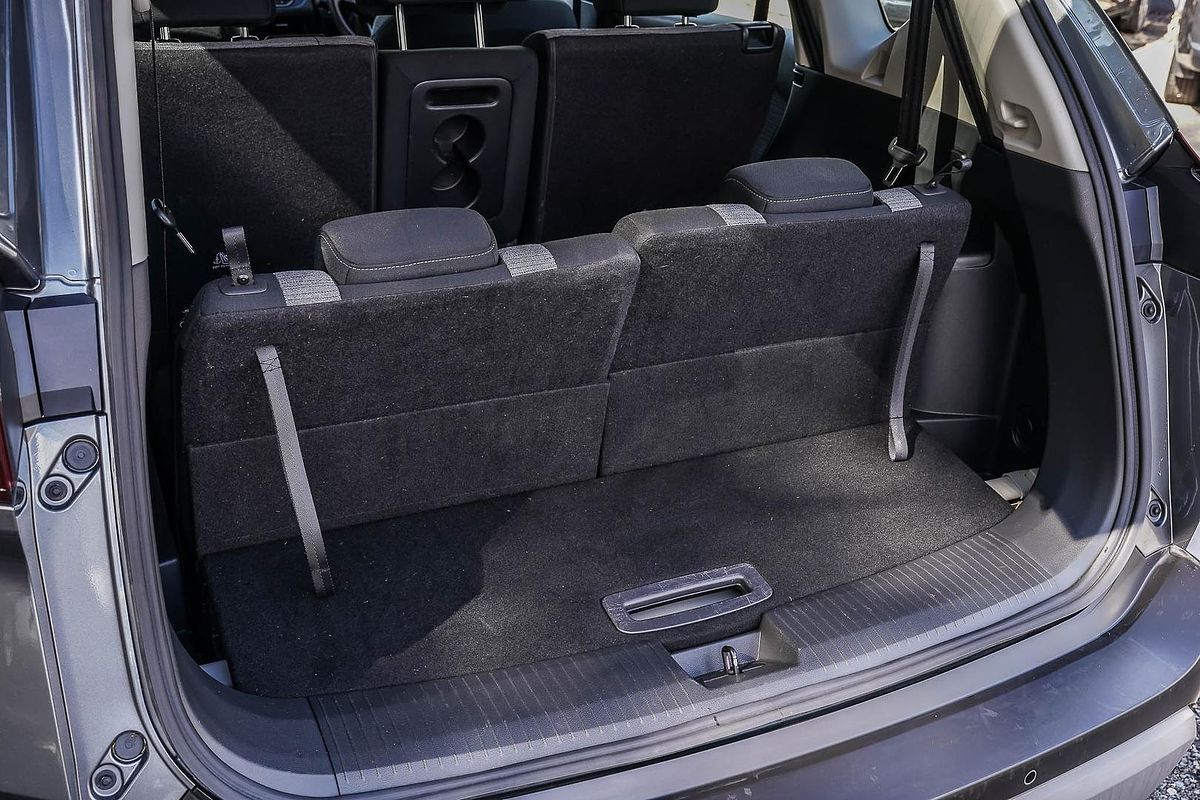 2024 Nissan X-TRAIL ST T33