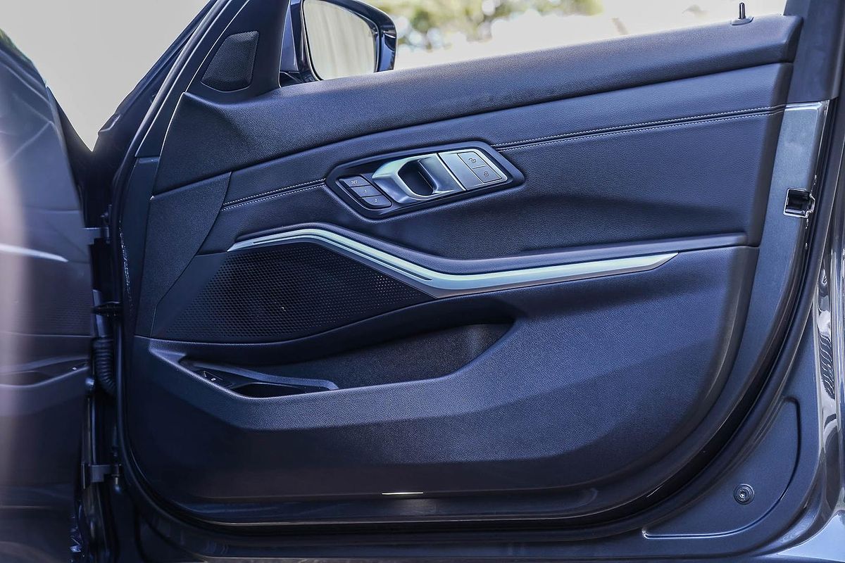 2022 BMW 3 Series 330i M Sport G20