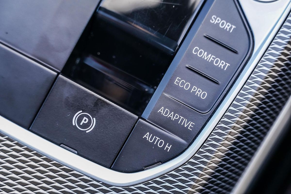 2022 BMW 3 Series 330i M Sport G20