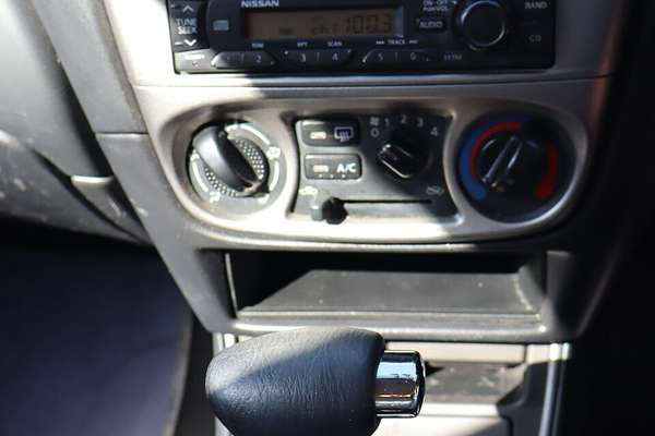 2005 Nissan Pulsar ST-L N16 MY04