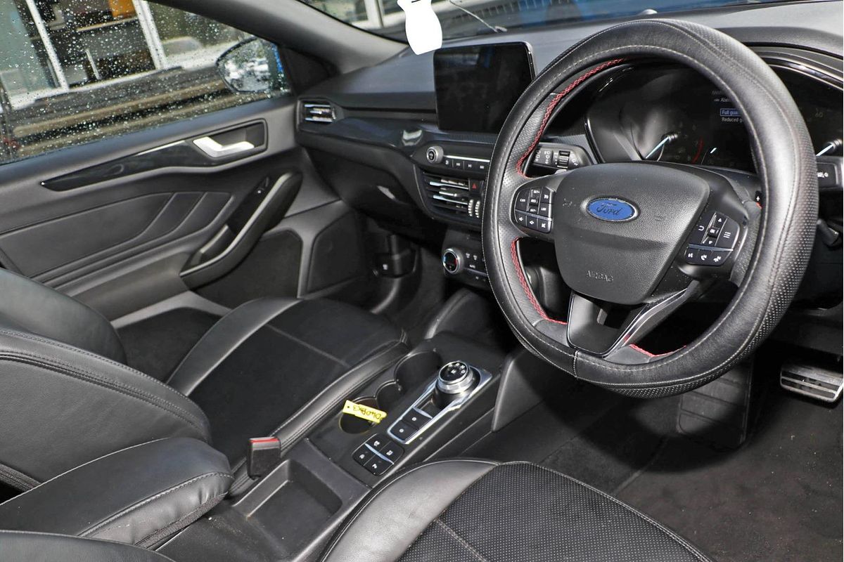 2021 Ford Focus ST-Line SA