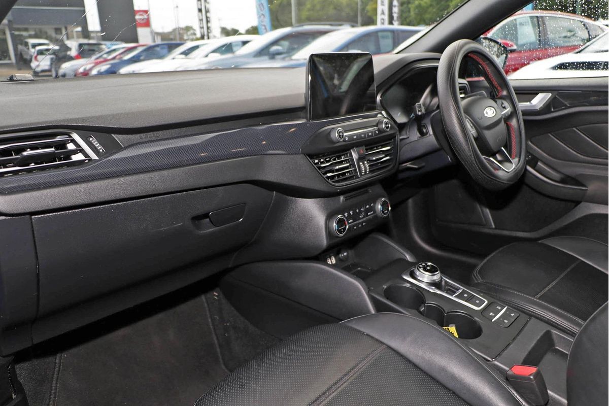 2021 Ford Focus ST-Line SA