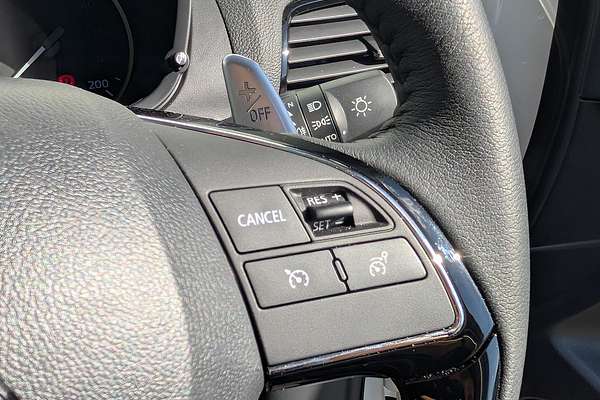 2024 Mitsubishi Eclipse Cross PHEV ES YB