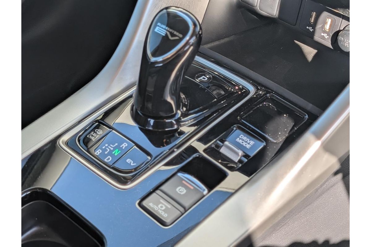 2024 Mitsubishi Eclipse Cross PHEV ES YB