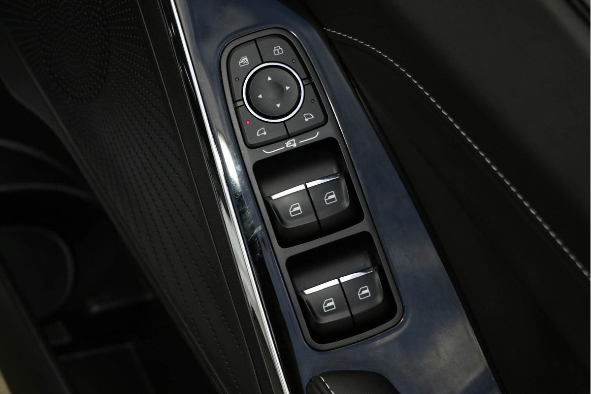 2022 GWM H6 Ultra Hybrid B01