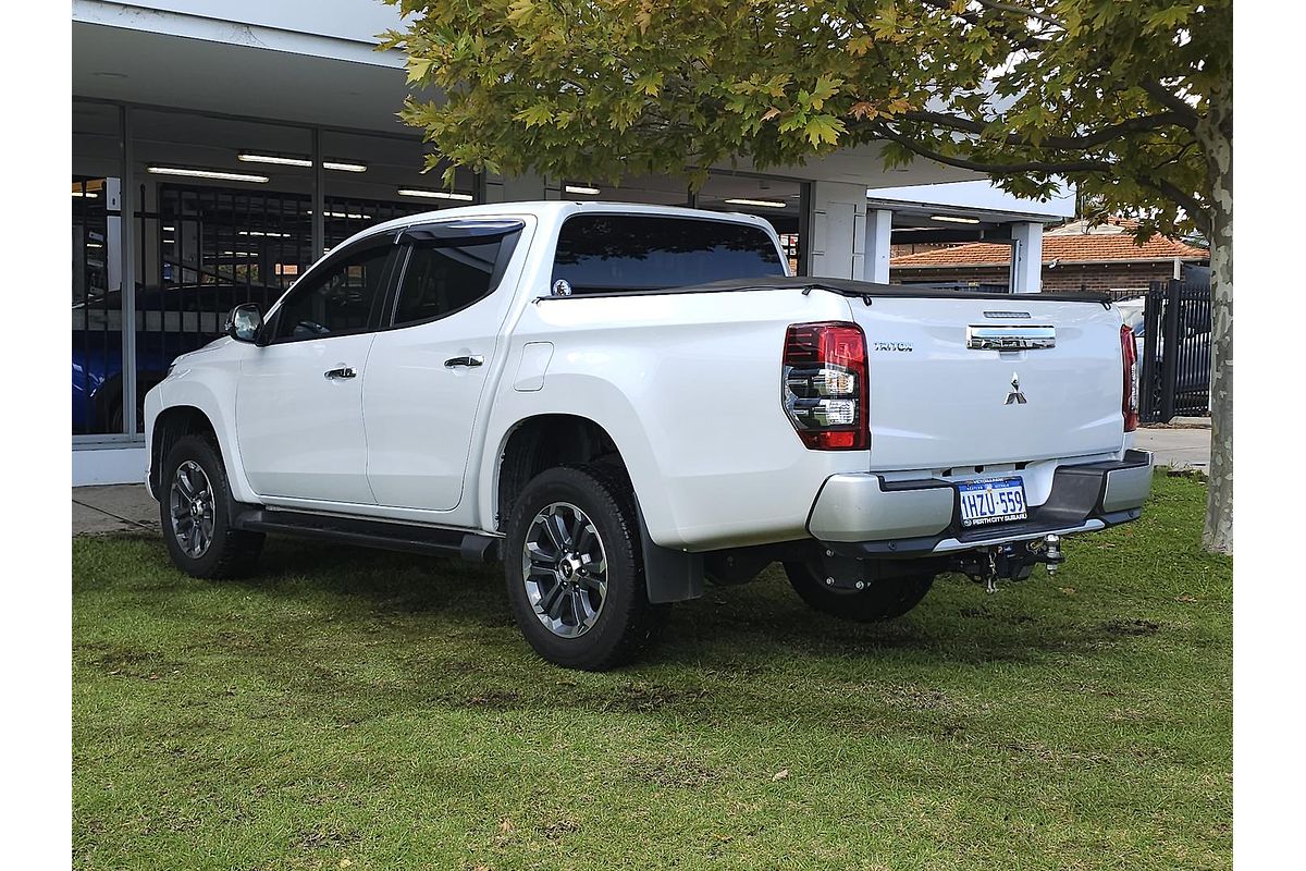 2023 Mitsubishi Triton GLS MR 4X4