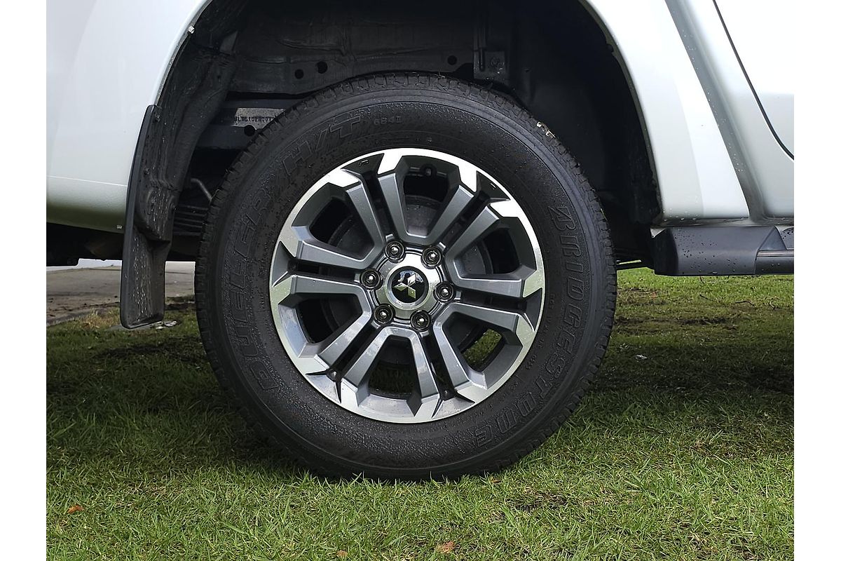 2023 Mitsubishi Triton GLS MR 4X4
