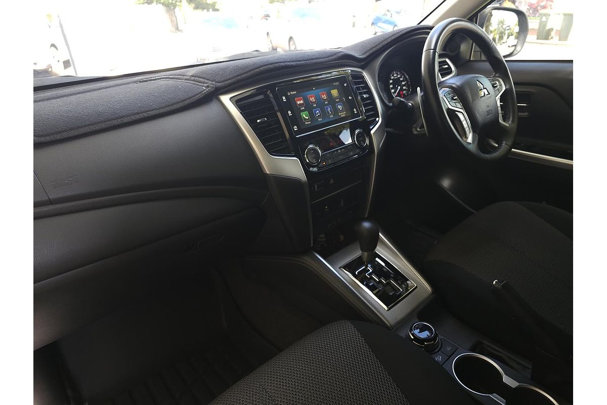 2023 Mitsubishi Triton GLS MR 4X4