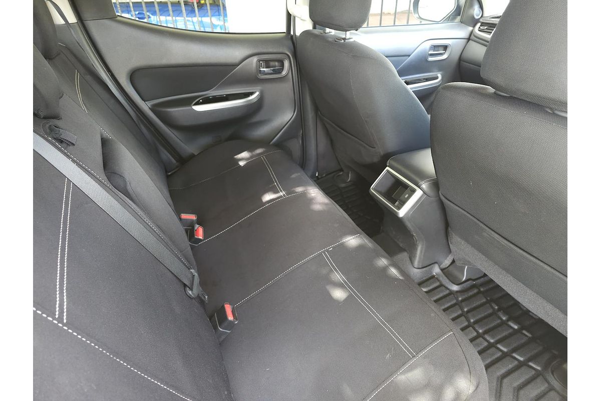 2023 Mitsubishi Triton GLS MR 4X4