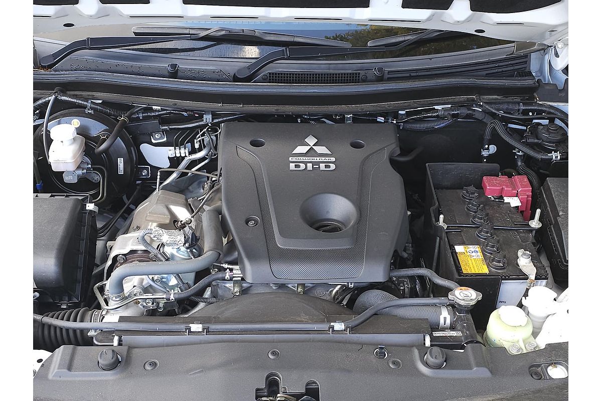 2023 Mitsubishi Triton GLS MR 4X4