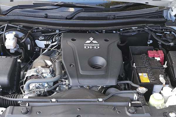 2023 Mitsubishi Triton GLS MR 4X4