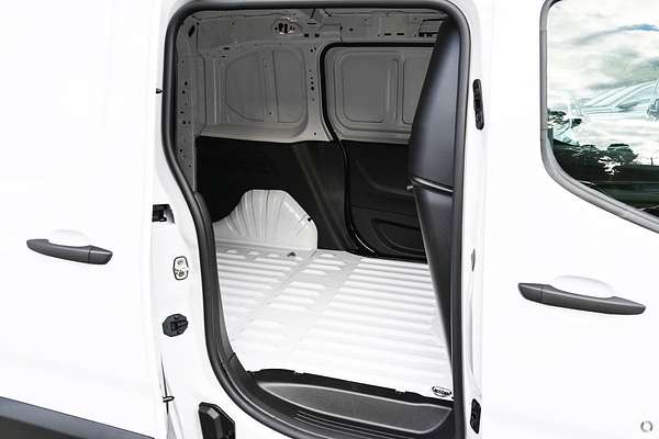 2024 Peugeot Partner Pro K9 SWB