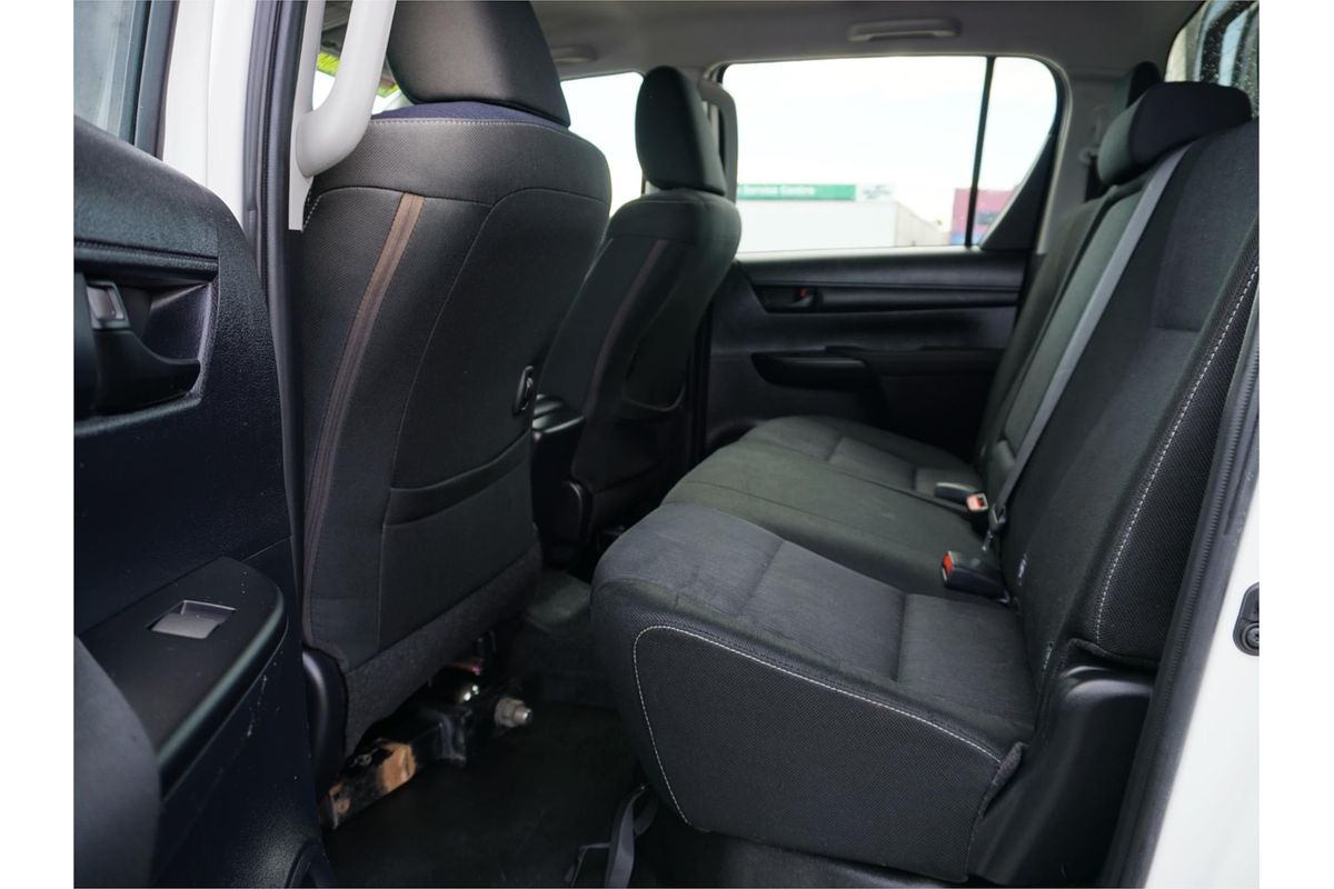 2019 Toyota Hilux SR GUN126R 4X4