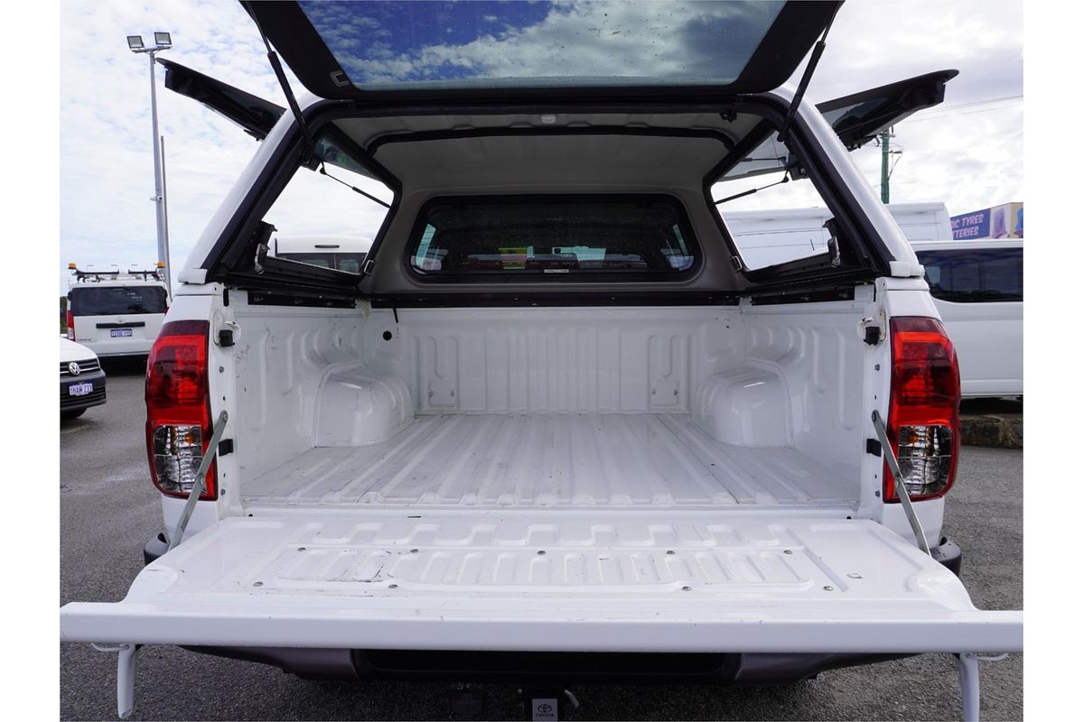 2019 Toyota Hilux SR GUN126R 4X4