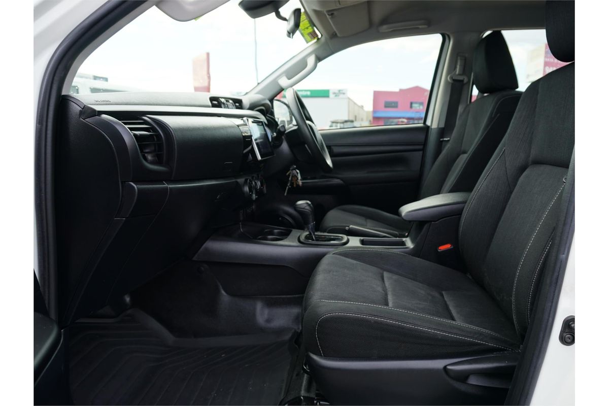 2019 Toyota Hilux SR GUN126R 4X4