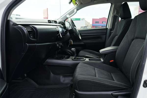 2019 Toyota Hilux SR GUN126R 4X4