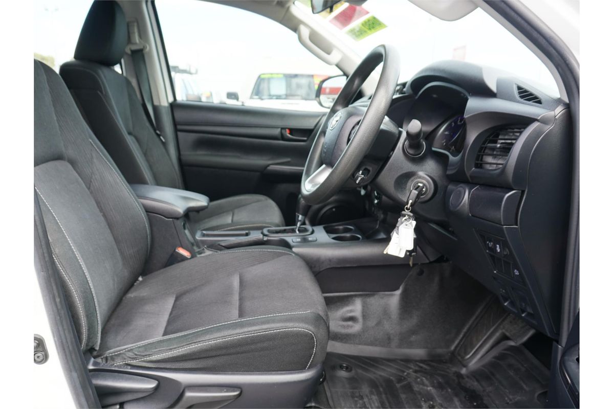 2019 Toyota Hilux SR GUN126R 4X4