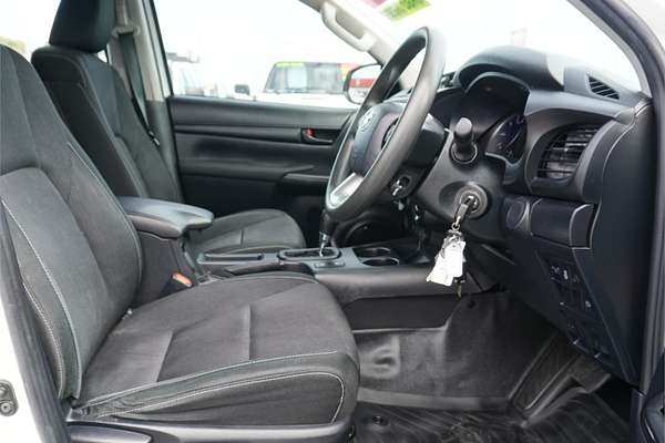 2019 Toyota Hilux SR GUN126R 4X4
