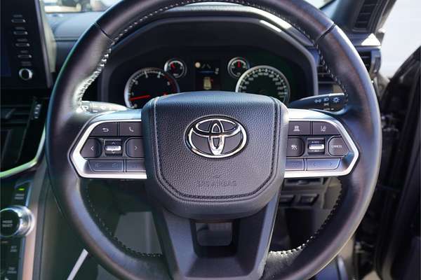 2024 Toyota Landcruiser GX FJA300R