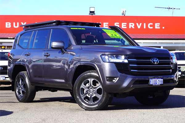 2024 Toyota Landcruiser GX FJA300R