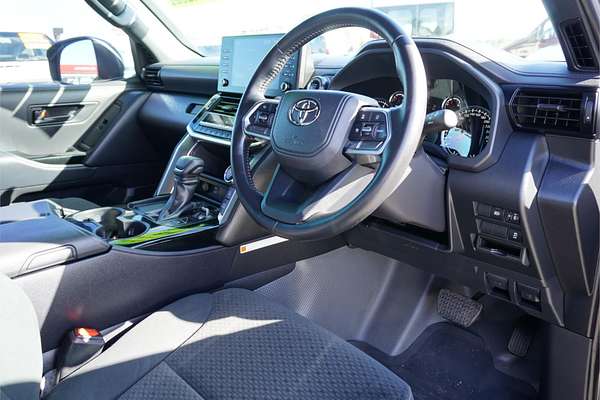 2024 Toyota Landcruiser GX FJA300R