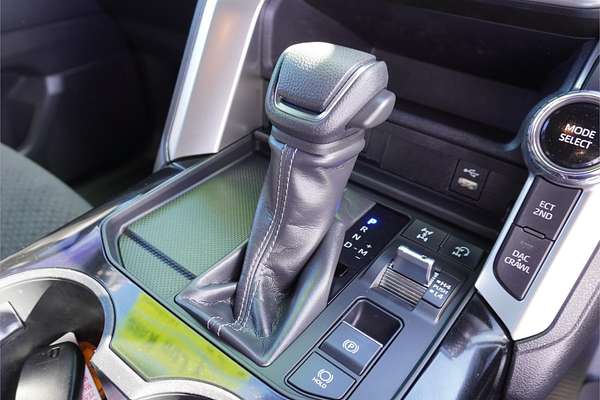 2024 Toyota Landcruiser GX FJA300R