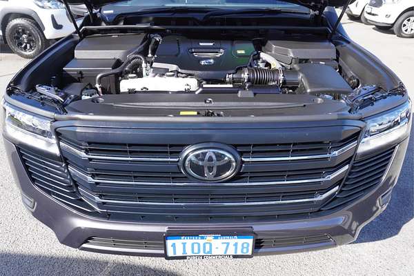 2024 Toyota Landcruiser GX FJA300R