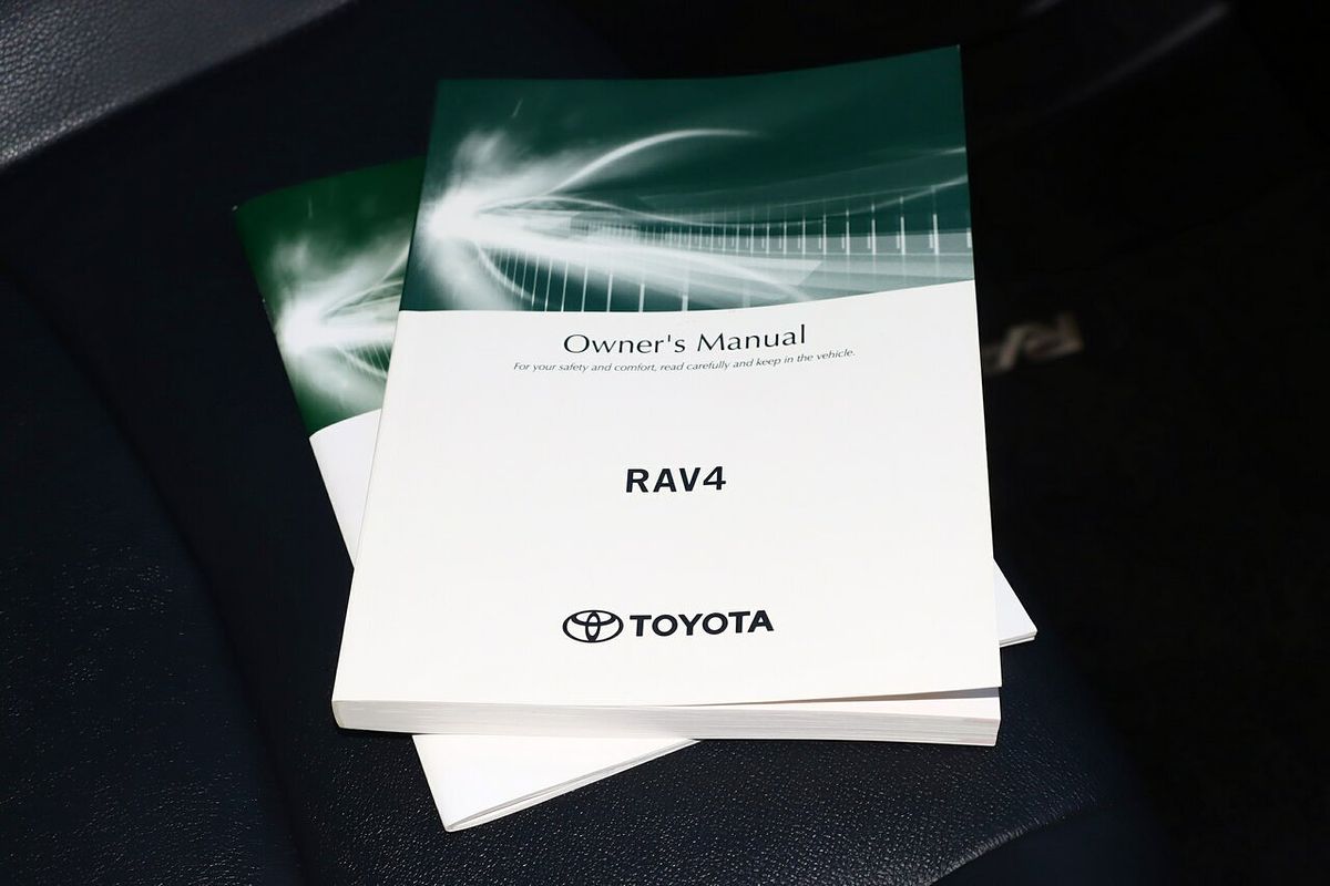 2020 Toyota RAV4 Cruiser AXAH54R