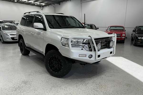 2016 Toyota Landcruiser Sahara VDJ200R