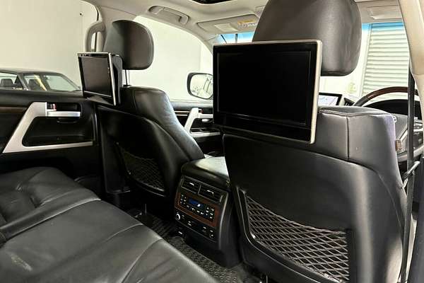 2016 Toyota Landcruiser Sahara VDJ200R