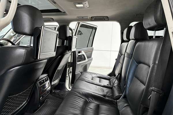 2016 Toyota Landcruiser Sahara VDJ200R
