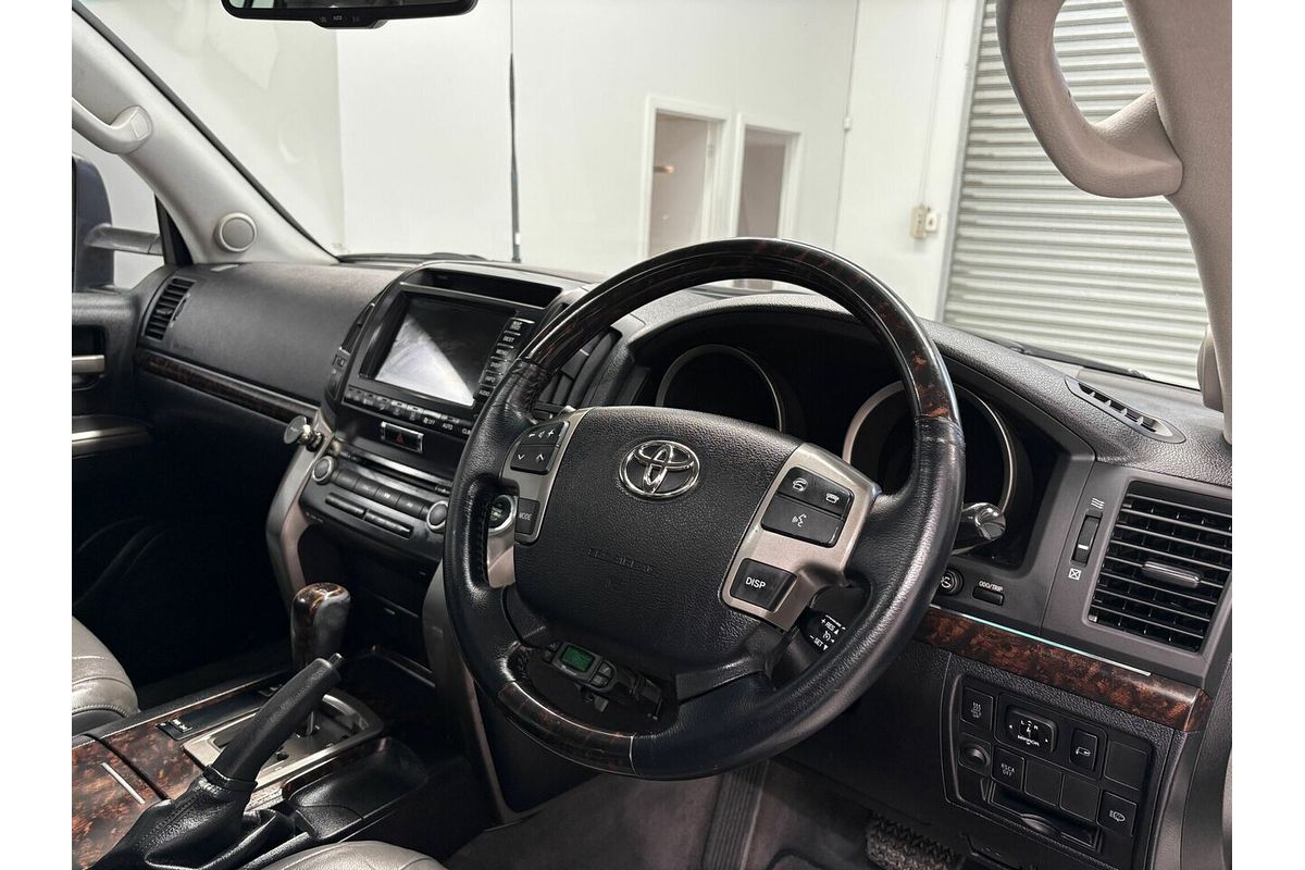 2007 Toyota Landcruiser Sahara VDJ200R