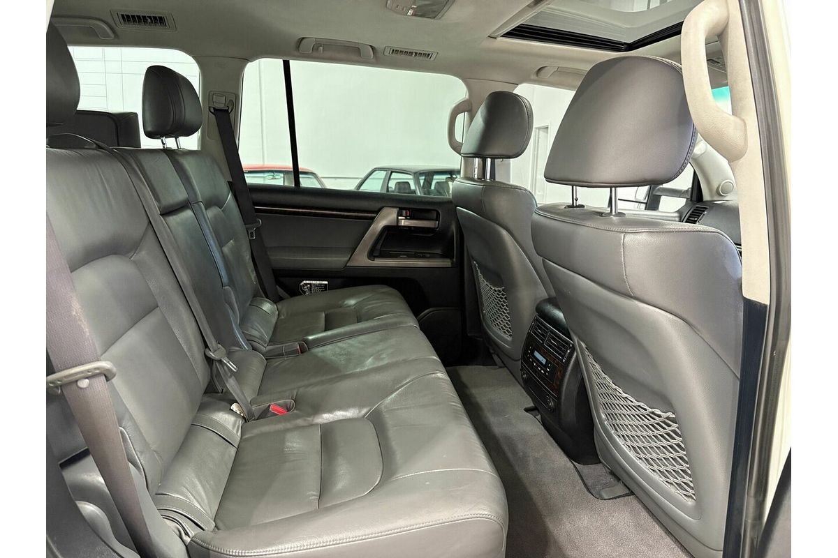 2007 Toyota Landcruiser Sahara VDJ200R