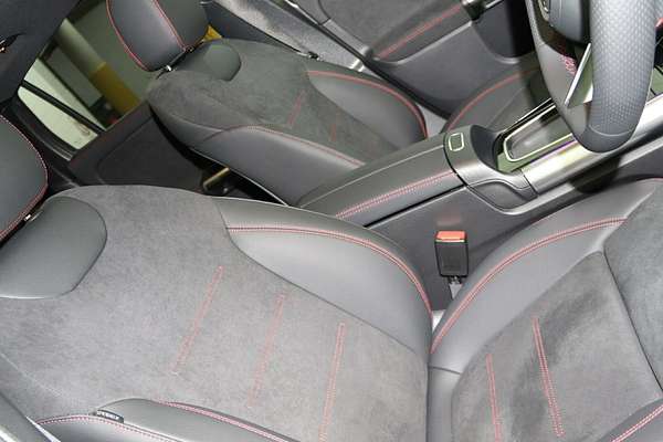 2024 Mercedes-Benz GLA-Class GLA250 H247