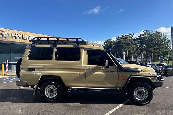 2023 Toyota Landcruiser GXL Troopcarrier VDJ78R