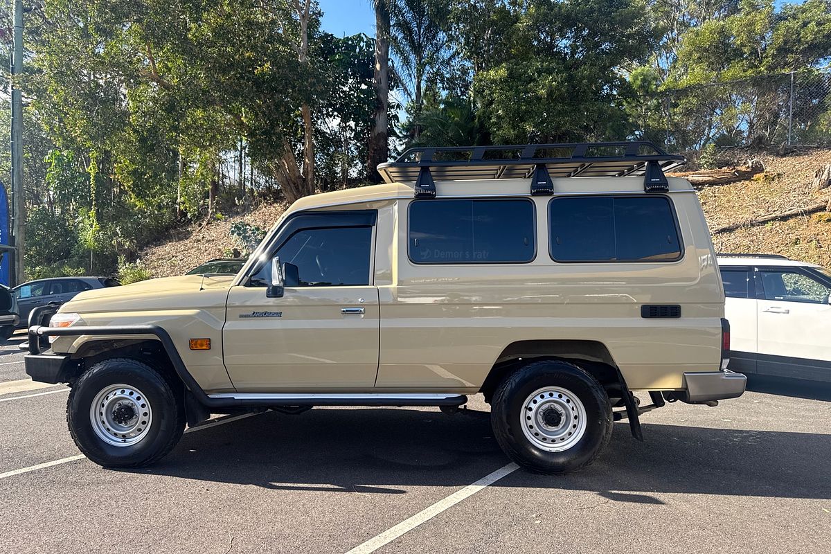 2023 Toyota Landcruiser GXL Troopcarrier VDJ78R