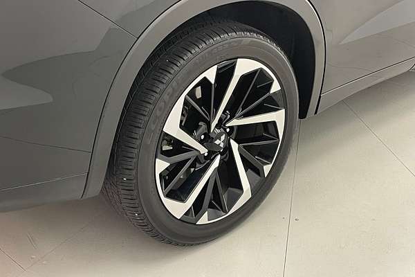 2022 Mitsubishi Outlander PHEV Exceed Tourer ZM